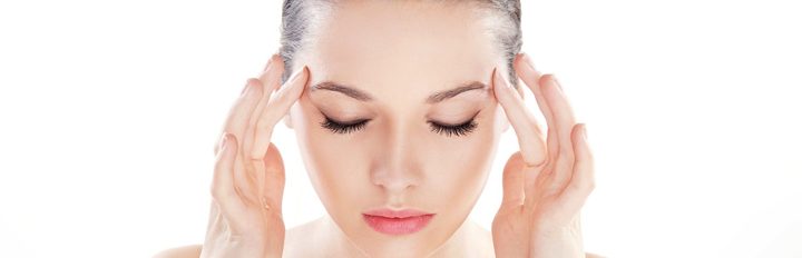 Intervenţie cosmetică pentru pleoape – extrem de eficientă și pentru ameliorarea migrenelor!